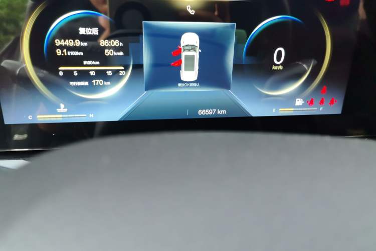 Used Bestune T99 2020 20TD Automatic Premium Edition Odometer Close Up