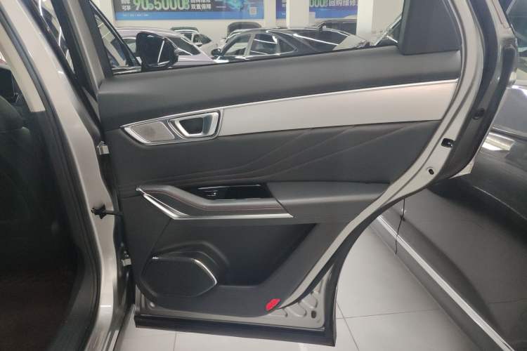 Used Bestune T99 2020 20TD Automatic Sport Premium Edition Right Rear Door Interior