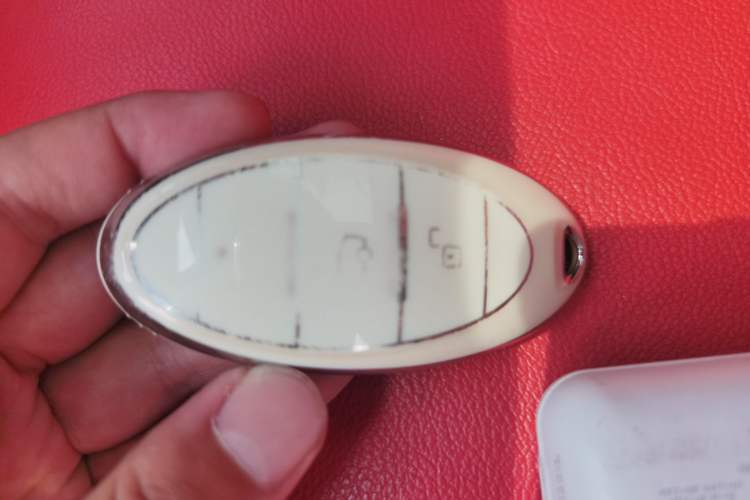 Used Bestune T99 2020 20TD Automatic Premium Edition Vehicle Key