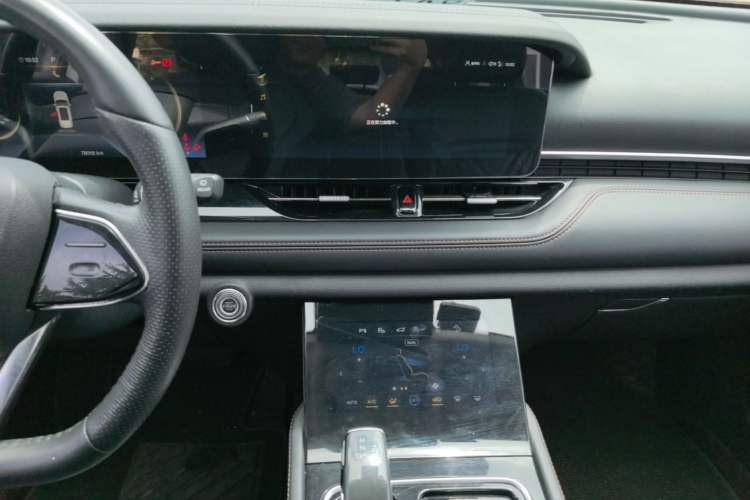 Used Bestune T99 2020 20TD Automatic Premium Edition Audio And AC Panel