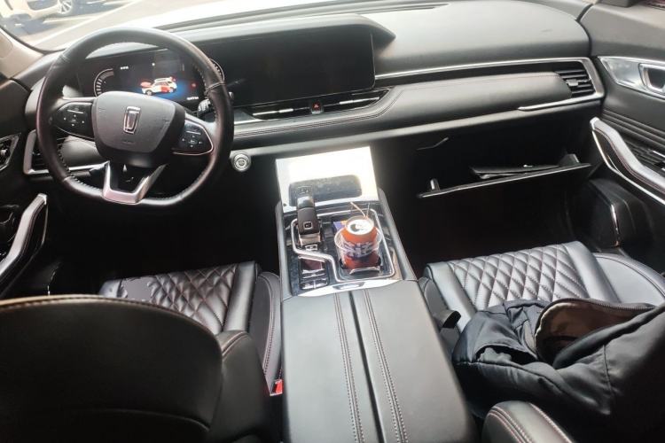 Used Bestune T99 2020 20TD Automatic Luxury Edition Center Console