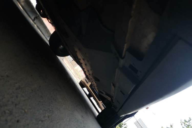 Used Bestune T99 2020 20TD Automatic Premium Edition Chassis Front Left