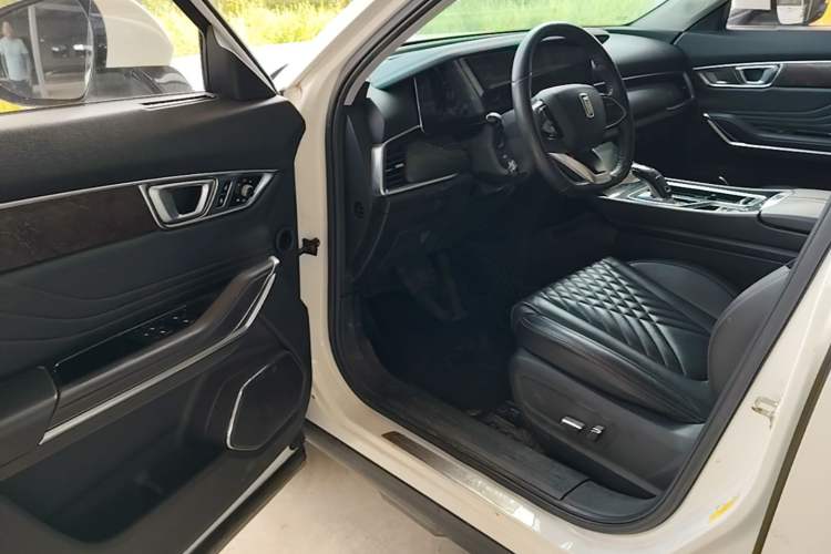 Used Bestune T99 2020 20TD Automatic Premium Edition Driver Seat