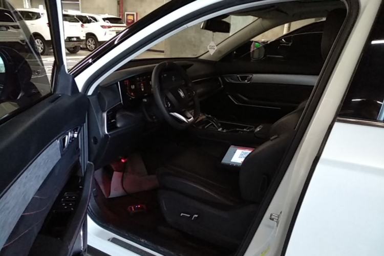 Used Bestune T99 2020 20TD Automatic Sport Premium Edition Driver Seat