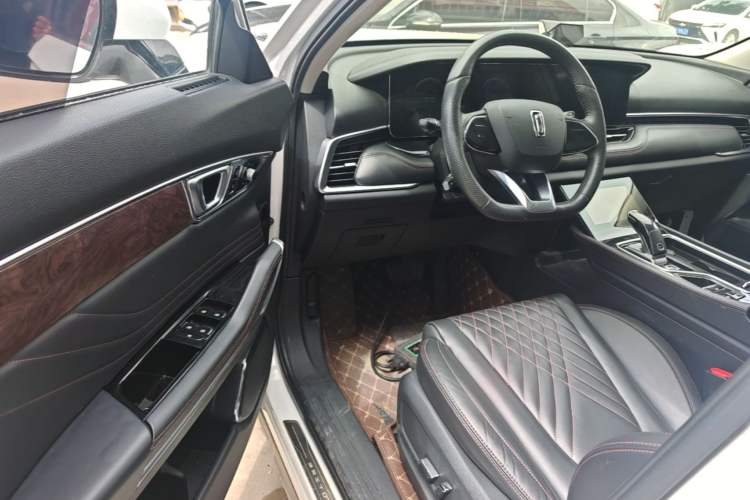 Used Bestune T99 2020 20TD Automatic Prestige Edition Driver Seat