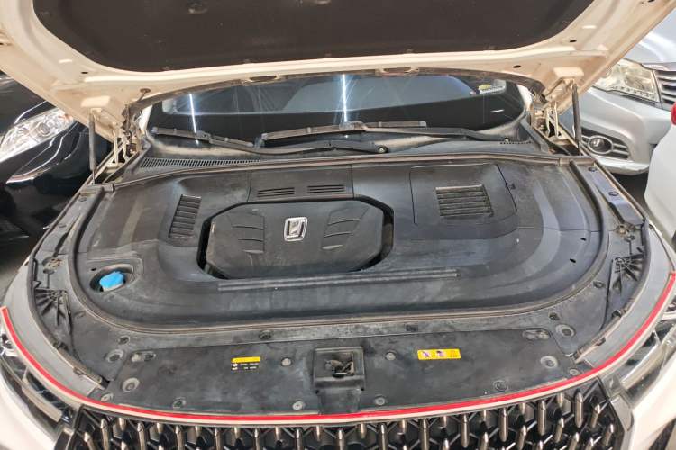 Used Bestune T99 2020 20TD Automatic Premium Edition Engine Bay
