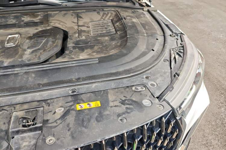 Used Bestune T99 2020 20TD Automatic Luxury Edition Engine Bay Left