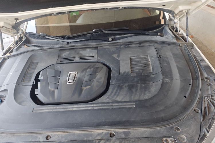 Used Bestune T99 2020 20TD Automatic Premium Edition Engine Bay Left