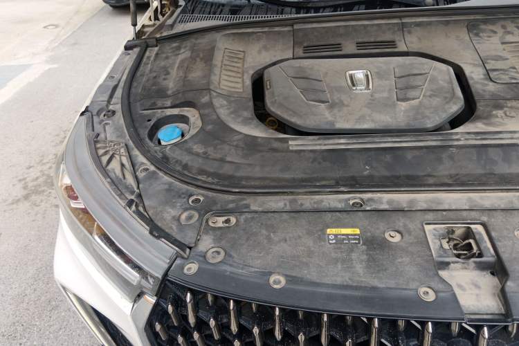 Used Bestune T99 2020 20TD Automatic Premium Edition Engine Bay Right