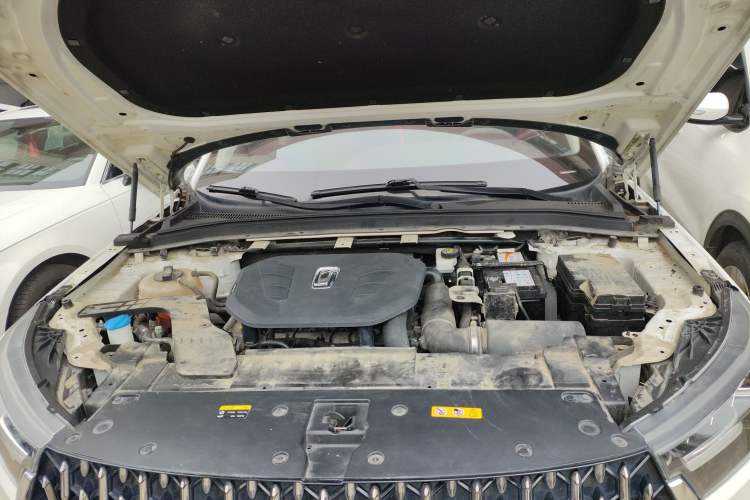 Used Bestune T99 2020 20TD Automatic Premium Edition Engine Bay