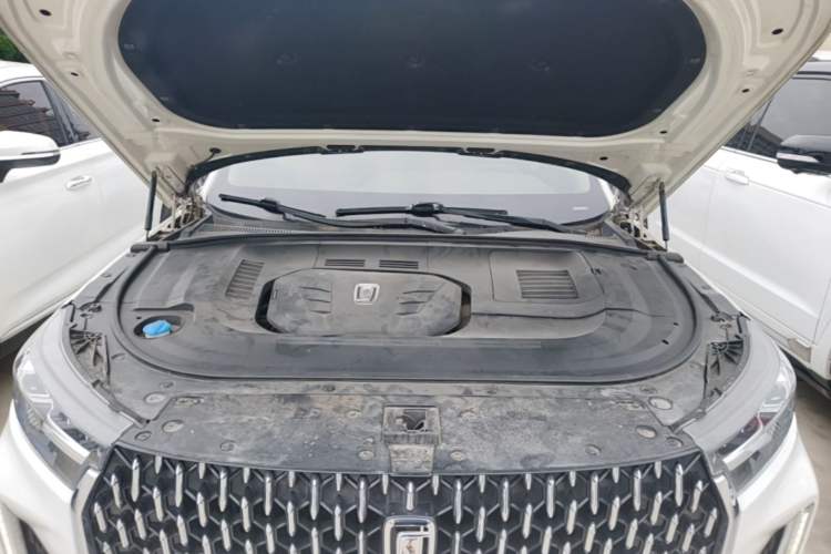 Used Bestune T99 2020 20TD Automatic Premium Edition Engine Bay