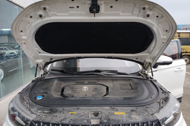 Used Bestune T99 2020 20TD Automatic Premium Edition Engine Bay