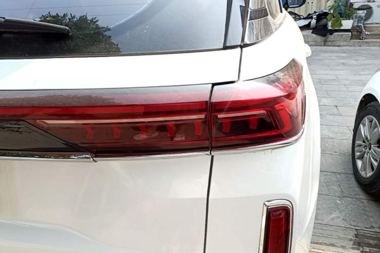 Used Bestune T99 2020 20TD Automatic Premium Edition Exterior 3