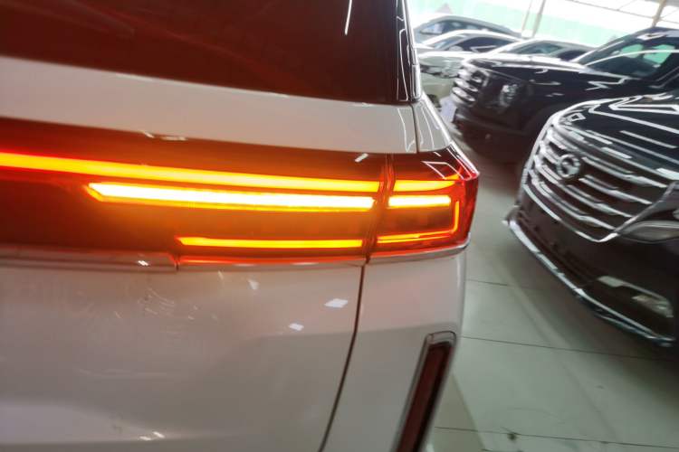 Used Bestune T99 2020 20TD Automatic Premium Edition Exterior 3