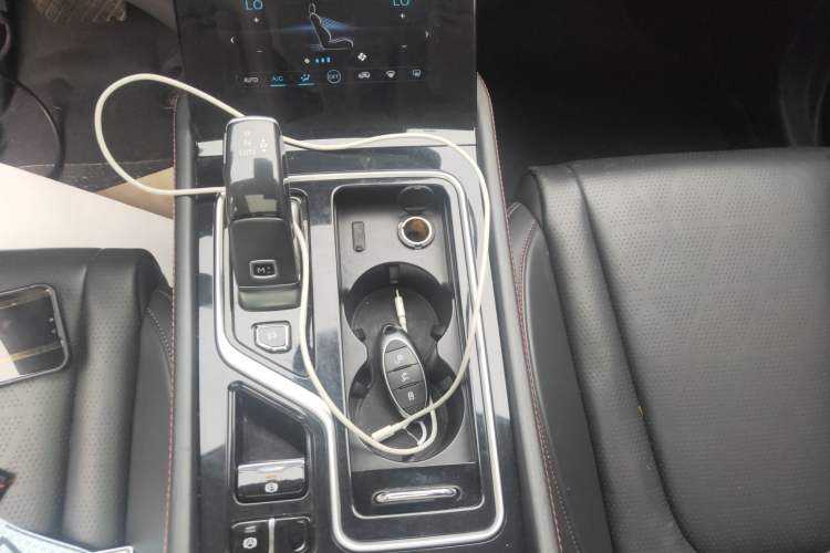 Used Bestune T99 2020 20TD Automatic Sport Premium Edition Gear Lever