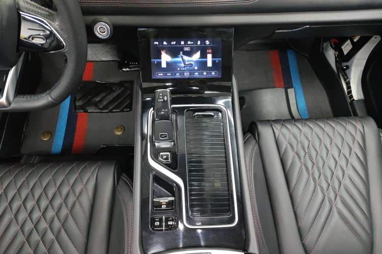 Used Bestune T99 2020 20TD Automatic Prestige Edition Gear Lever
