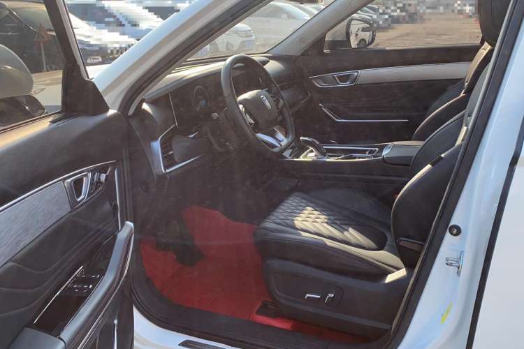 Used Bestune T99 2020 20TD Automatic Luxury Edition Interior 2