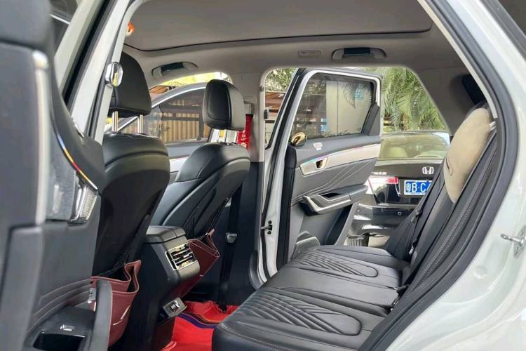 Used Bestune T99 2020 20TD Automatic Premium Edition Interior 3
