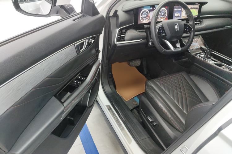 Used Bestune T99 2020 20TD Automatic Prestige Edition Interior 3