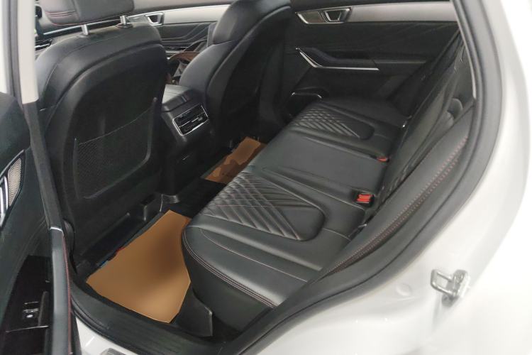 Used Bestune T99 2020 20TD Automatic Prestige Edition Interior 4