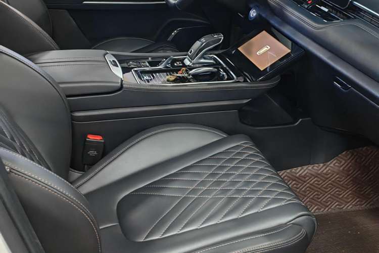 Used Bestune T99 2020 20TD Automatic Luxury Edition Interior 5