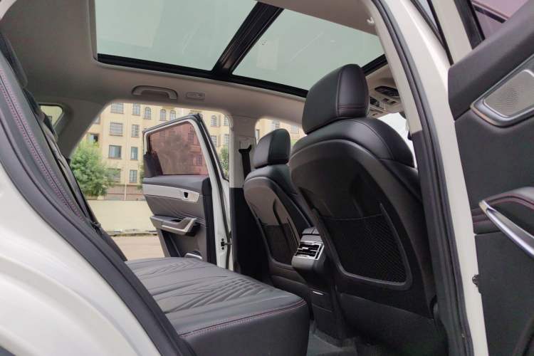 Used Bestune T99 2020 20TD Automatic Premium Edition Interior 7
