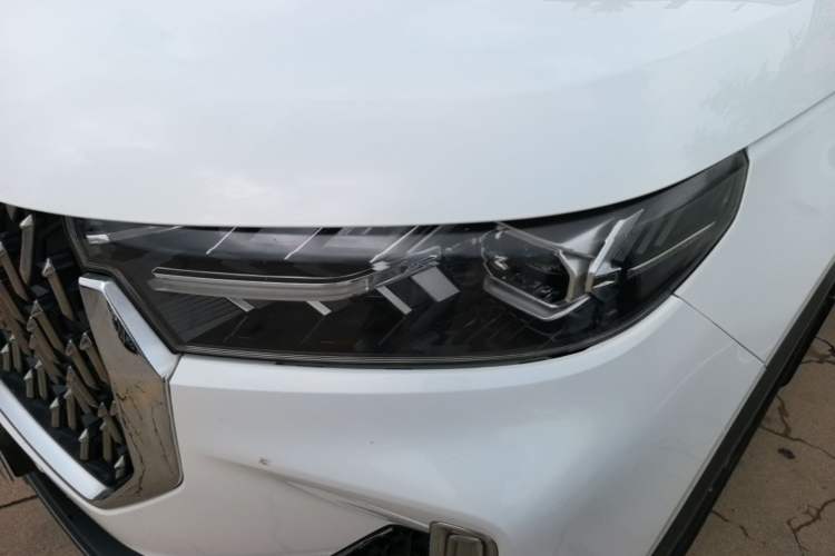Used Bestune T99 2020 20TD Automatic Premium Edition Left Front Headlight