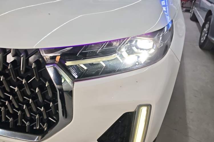 Used Bestune T99 2020 20TD Automatic Premium Edition Left Front Headlight