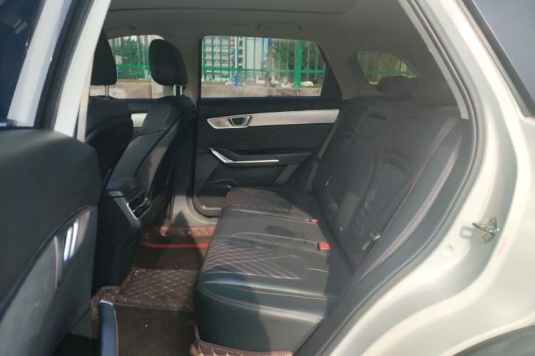 Used Bestune T99 2020 20TD Automatic Luxury Edition Left Rear Seat
