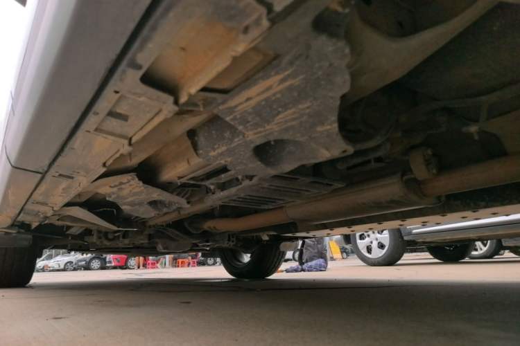 Used Bestune T99 2020 20TD Automatic Premium Edition Left Side Sill