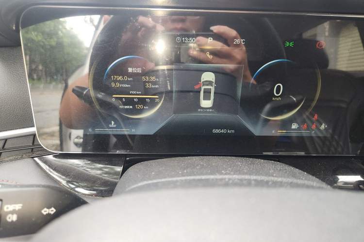 Used Bestune T99 2020 20TD Automatic Premium Edition Odometer Close Up