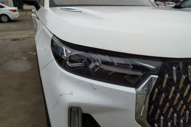 Used Bestune T99 2020 20TD Automatic Premium Edition Right Front Headlight