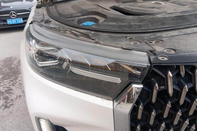 Used Bestune T99 2020 20TD Automatic Premium Edition Right Front Headlight