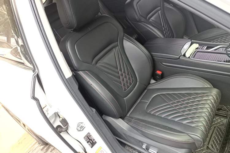 Used Bestune T99 2020 20TD Automatic Premium Edition Right Front Seat