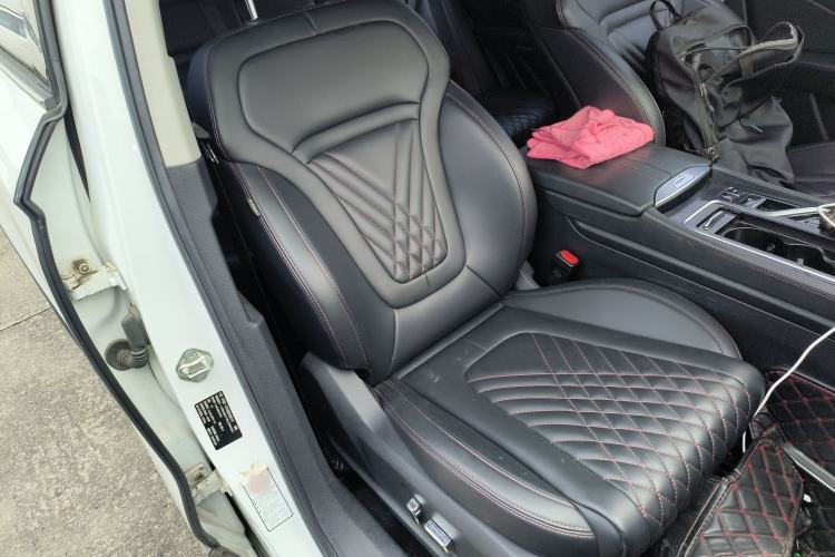 Used Bestune T99 2020 20TD Automatic Premium Edition Right Front Seat