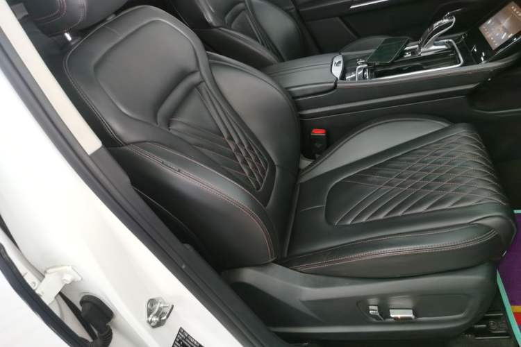 Used Bestune T99 2020 20TD Automatic Premium Edition Right Front Seat