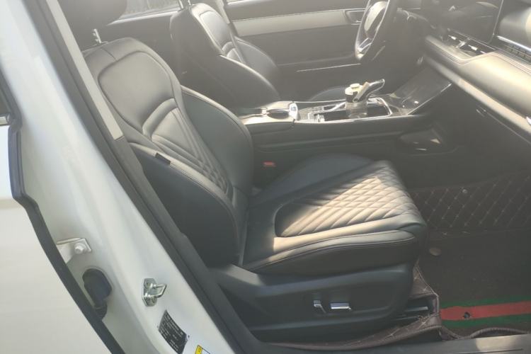 Used Bestune T99 2020 20TD Automatic Luxury Edition Right Front Seat