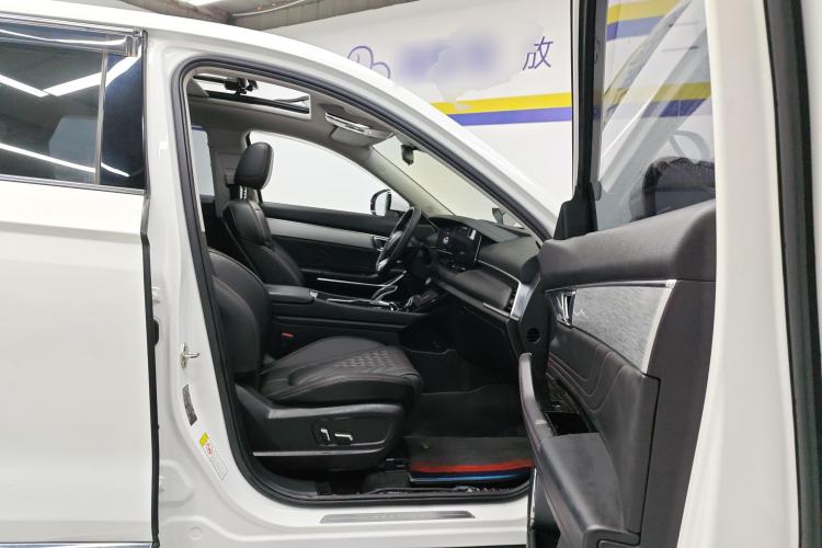 Used Bestune T99 2020 20TD Automatic Prestige Edition Right Front Seat