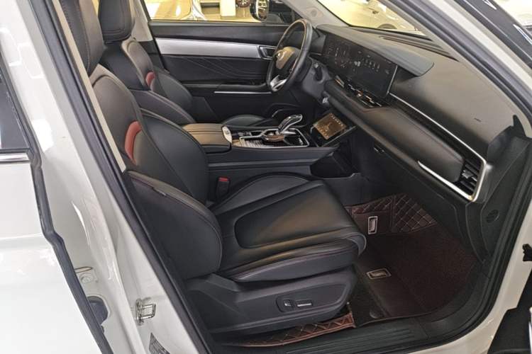 Used Bestune T99 2020 20TD Automatic Sport Premium Edition Right Front Seat