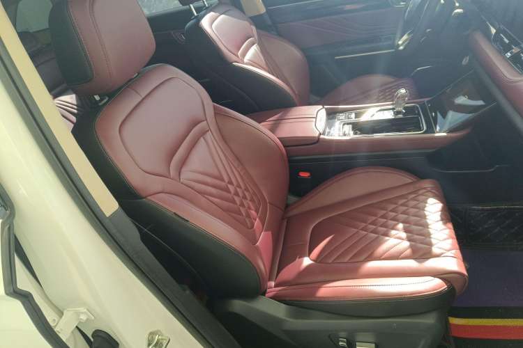 Used Bestune T99 2020 20TD Automatic Prestige Edition Right Front Seat