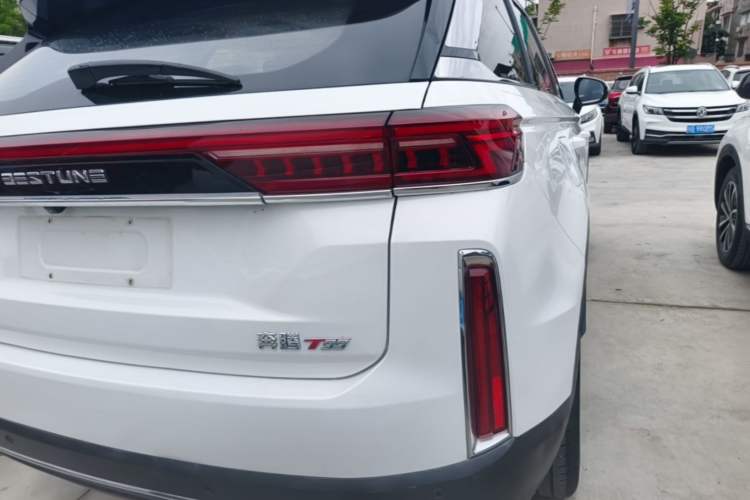 Used Bestune T99 2020 20TD Automatic Premium Edition Right Rear Taillight