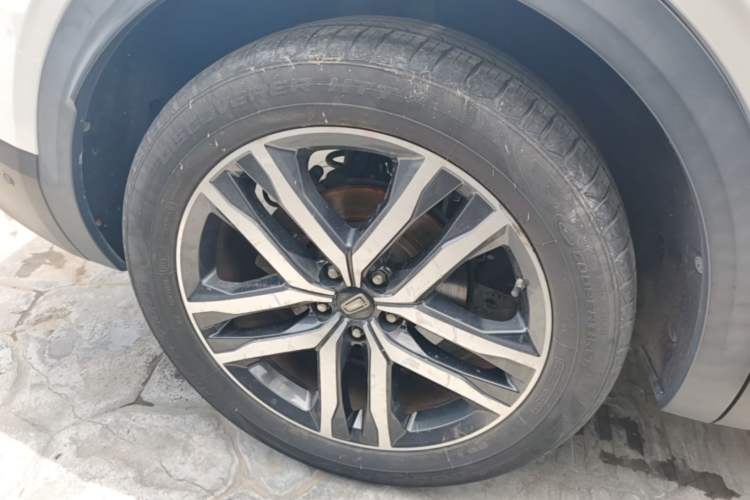 Used Bestune T99 2020 20TD Automatic Prestige Edition Right Rear Wheel Hub