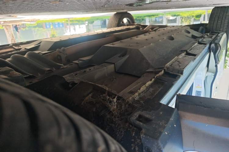 Used Bestune T99 2020 20TD Automatic Premium Edition Right Side Sill