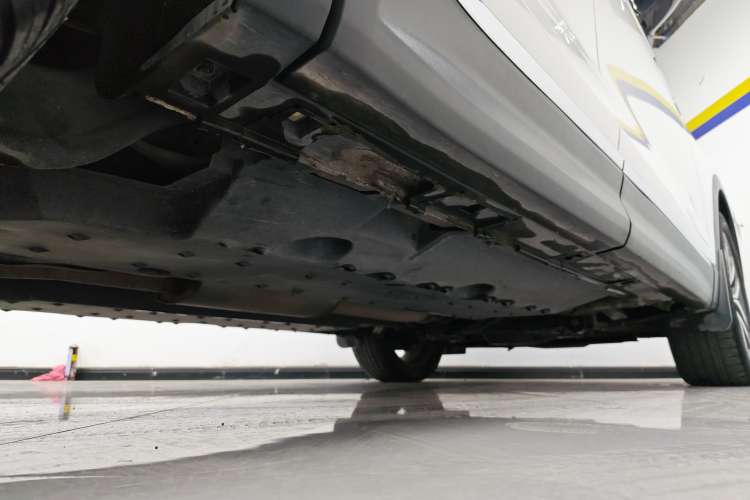 Used Bestune T99 2020 20TD Automatic Prestige Edition Right Side Sill