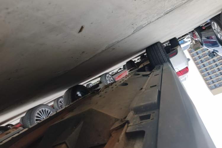 Used Bestune T99 2020 20TD Automatic Premium Edition Right Side Sill