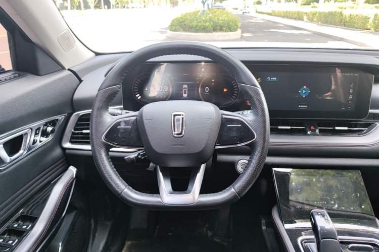 Used Bestune T99 2020 20TD Automatic Luxury Edition Steering Wheel