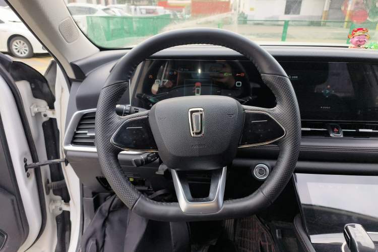Used Bestune T99 2020 20TD Automatic Premium Edition Steering Wheel