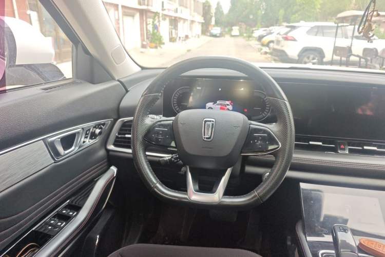 Used Bestune T99 2020 20TD Automatic Luxury Edition Steering Wheel
