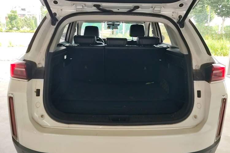 Used Bestune T99 2020 20TD Automatic Premium Edition Trunk