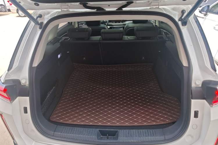 Used Bestune T99 2020 20TD Automatic Prestige Edition Trunk